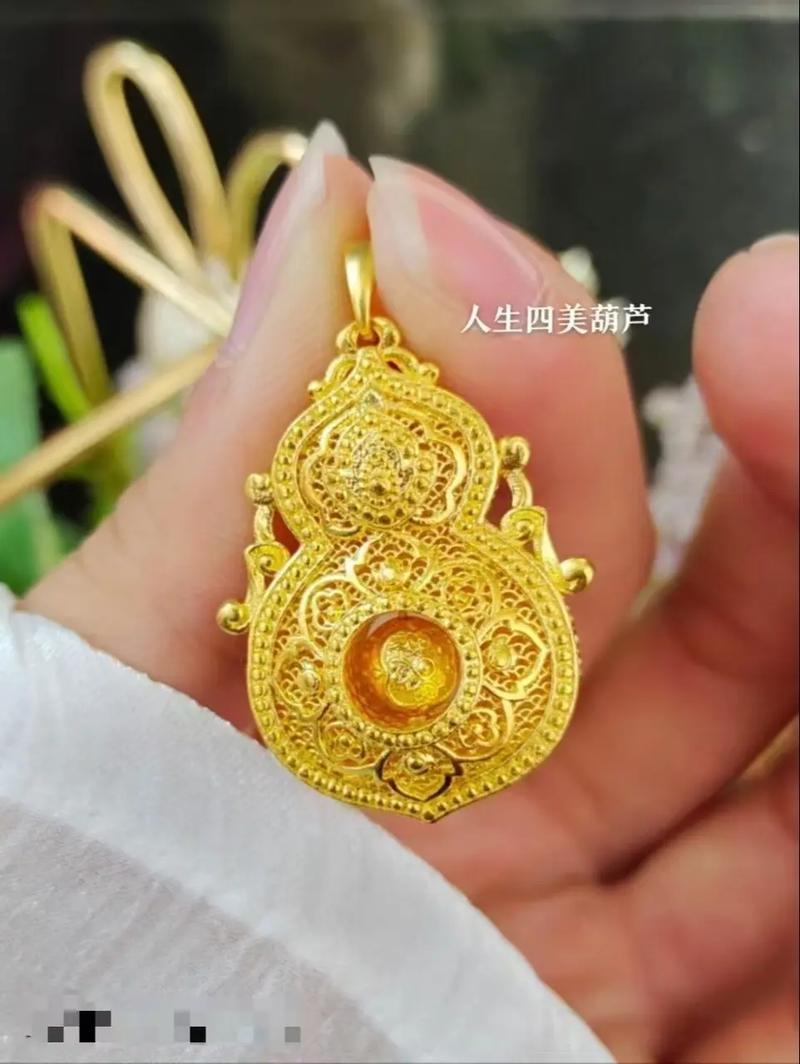 葫芦饰品有什么特别的寓意和象征，挂件中蕴含了哪些深层文化意义？