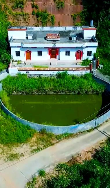 门口鱼塘风水对住宅吉凶有何影响？