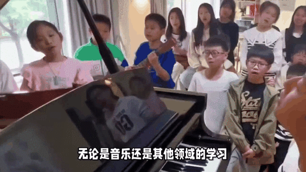 梦见自己弹古筝却弹不出声音，这究竟是什么预兆或暗示？