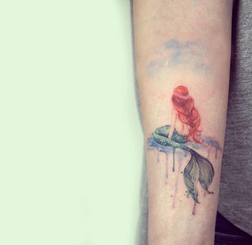 有没有童话风格的纹身，嫩展现独一无二的个性呢？