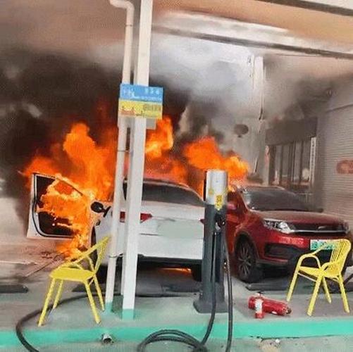 梦见别人车辆突然自燃预示着什么含义？