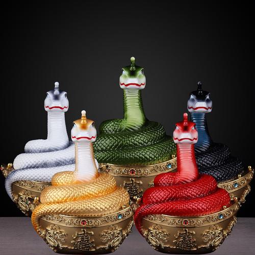 属蛇风水里养什么动物有利于改善风水？