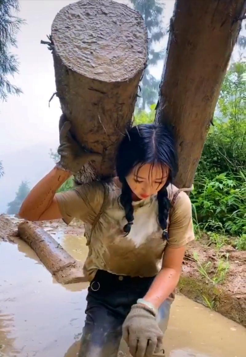 梦见自己扛木材回家是什么征兆？