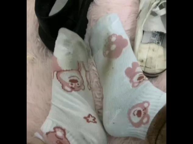 梦见袜子预示着什么周公解梦中有哪些相关解释？