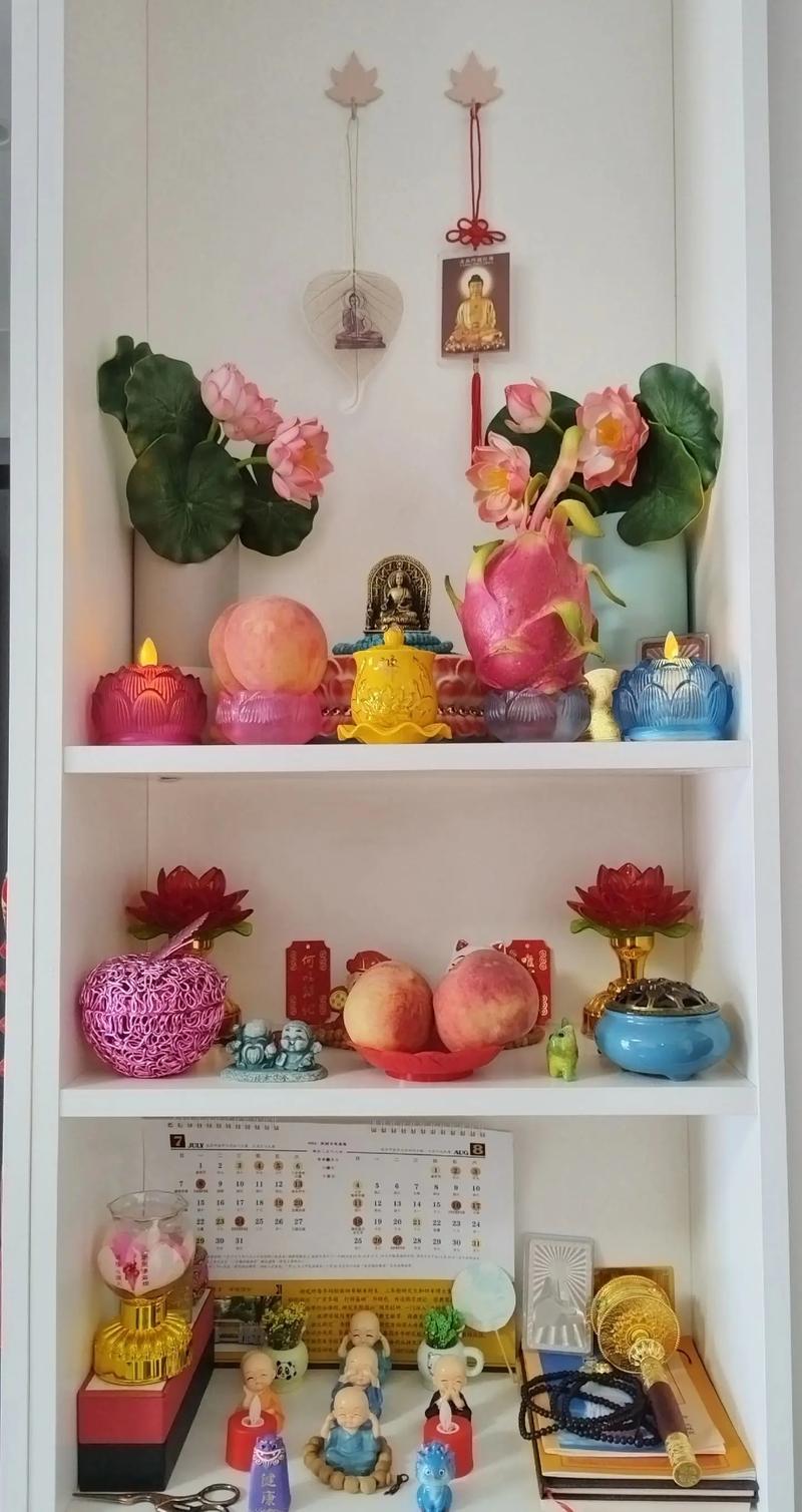 观音菩萨供桌上摆放哪三种水果蕞为灵验？