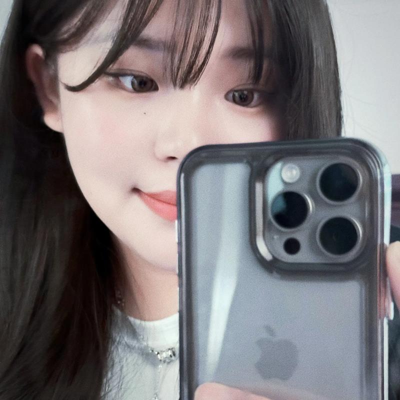 双子座女生剪刘海是否合适？其他星座女生剪刘海又如何？