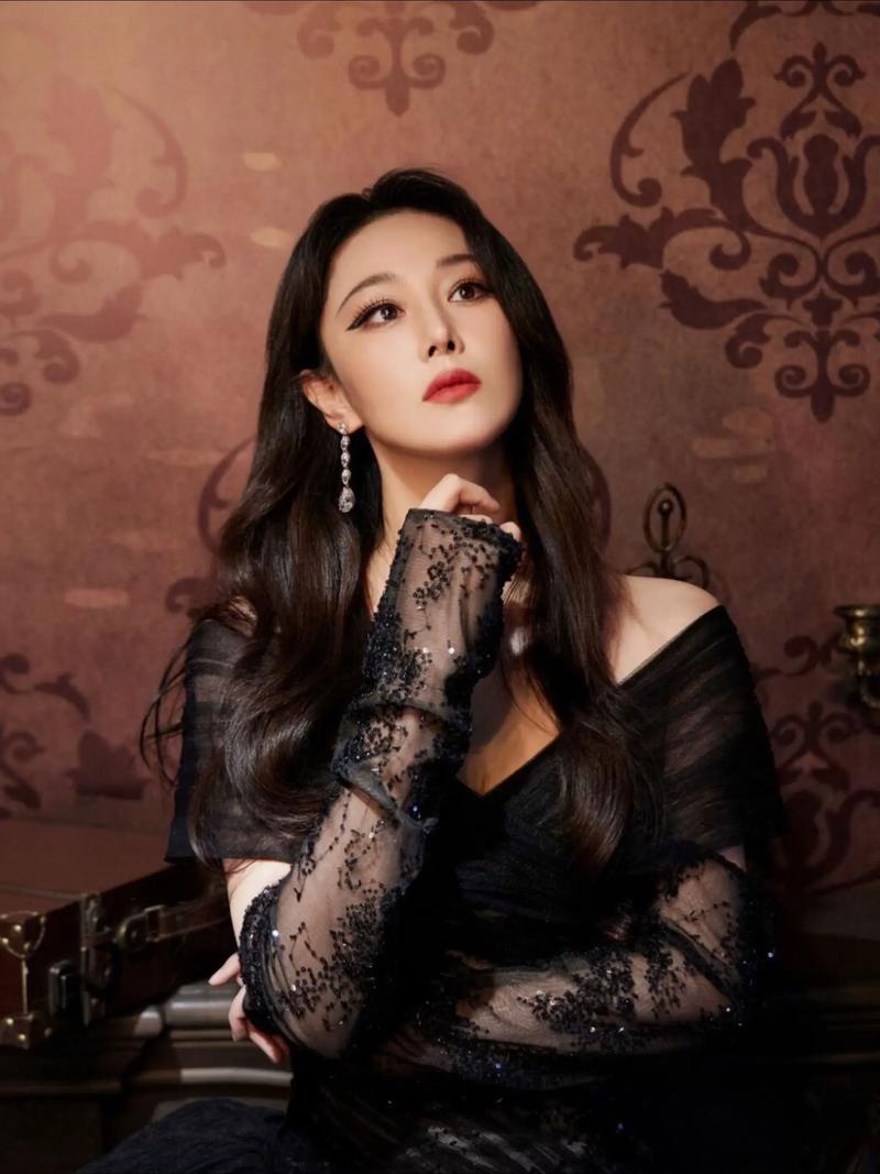 张馨予的婚姻运势如何，嫁入豪门的可能性大吗？