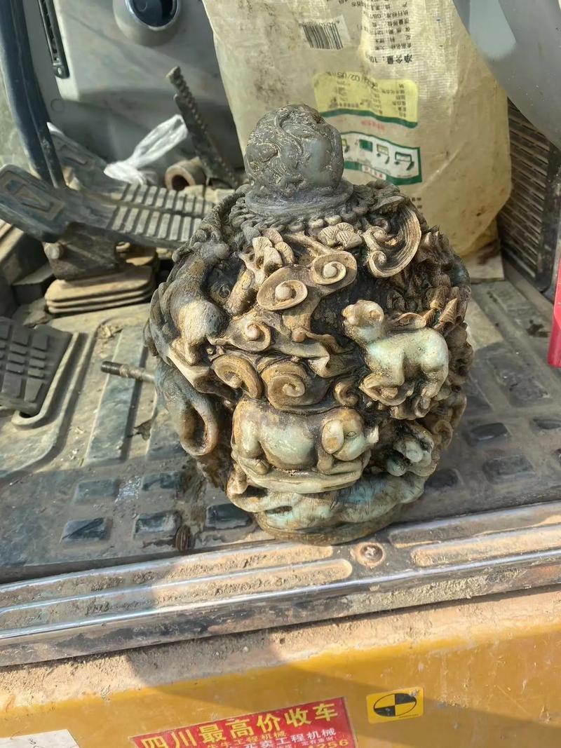 九转乾坤十二生肖摆件为何在收藏界备受推崇，价值连城？