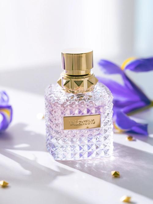 水瓶座女生适合什么样的香水？有没有推荐的香水品牌或香调？