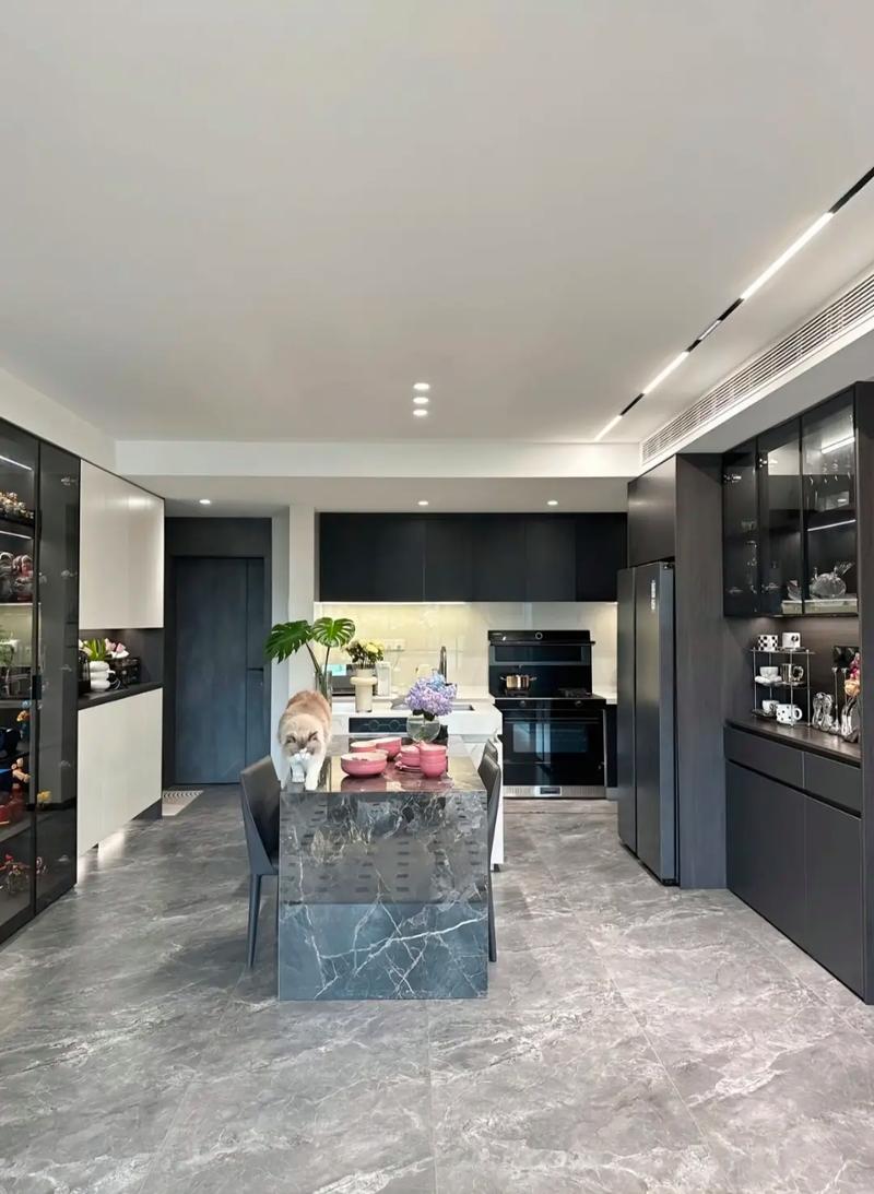 客厅地砖颜色风水有哪些禁忌，装修瓷砖颜色选择需要注意什么？