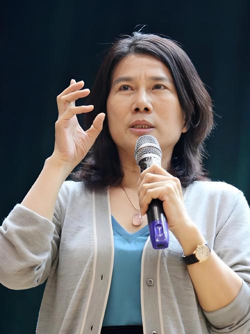 董明珠是A型血火象星座的吗？