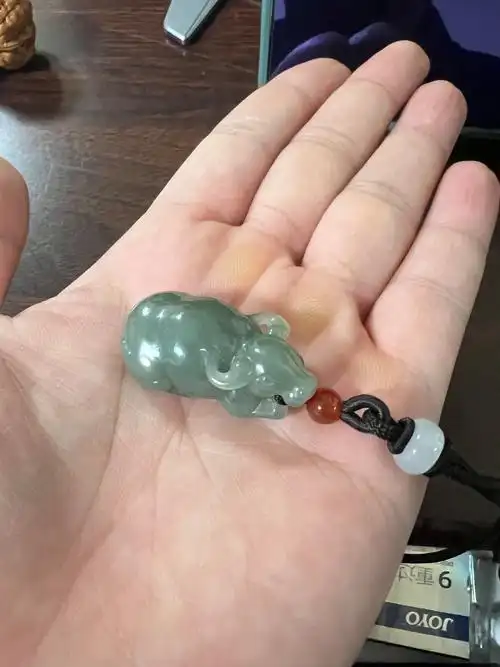 属牛的人佩戴什么吉祥物可以转运呢？