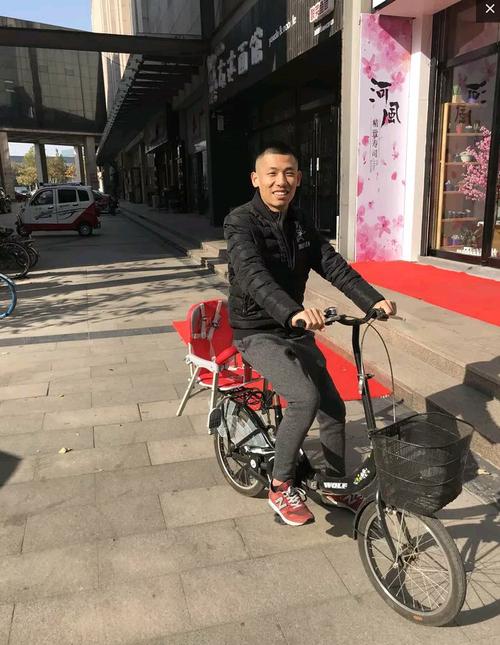 旭旭宝宝为何将白鲨称为小甜甜，结果却与自行车有关？