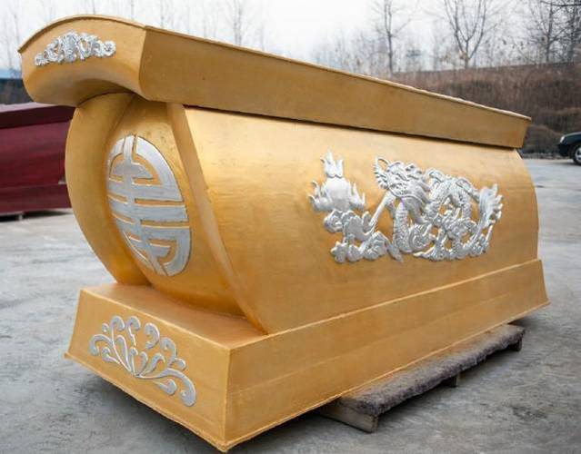 梦见抬别人抬死人是怎么回事？有什么征兆吗？