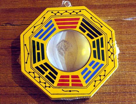 风水九宫八卦镜如何正确悬挂在室内以达到最佳效果？