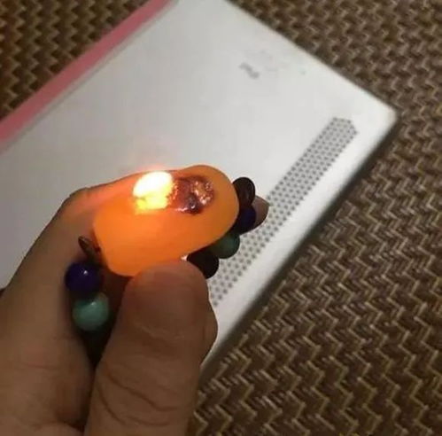 火烧眉毛对应生肖是猴，春光如海对应生肖是羊。改写为：火烧眉毛和春光如海分别对应哪个生肖？