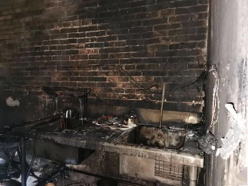 夜半敲门声：老屋较深处的冤魂
