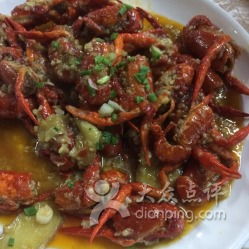 荆州南环路虾皇美食攻略：一场舌尖上的灾难（或着说是奇葩探险）