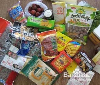 不同场景，  不同零食方案：短暂途、长远途、户外各有“心机”