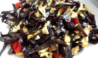 美食推荐一：黑暗料理界的霸主——臭豆腐煮火锅