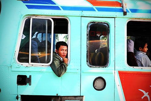 梦见公交车是什么征兆，带仙缘的人梦见公交车有何特殊含义？