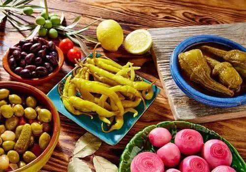 一、 脑梗患者饮食调控的理论依据与总体原则