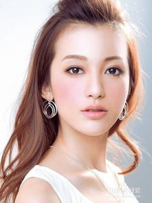 芬雅丽质：优雅与内涵并存