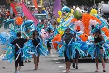 1. 五行属性：山下火与执执位的能量场域