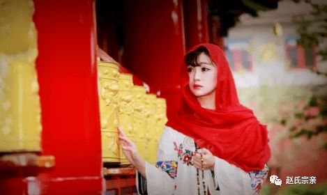 本命年为什么要戴红腰带，这个传统习俗有什么特殊意义？