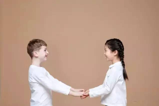 一、  生理与心理差异：奠定养育策略的基础