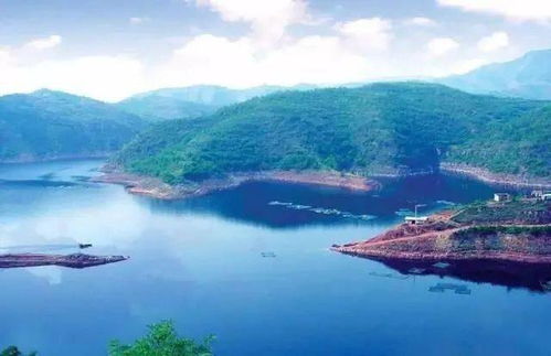 2. 周边景点：真假难辨