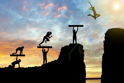 四、 社会心理维度：脚步声对人际交往的双向作用