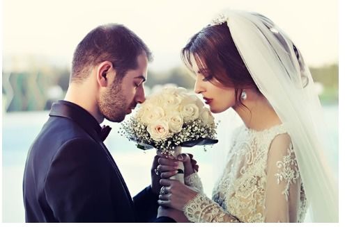 2026年六月初八或年初八结婚，这个日子适合办婚礼吗？