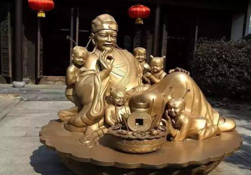 （一）聚宝盆——形似双臂拥抱财富有之意象