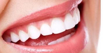 二、  婚姻情感：坎坷波折与强势主导的矛盾纠葛