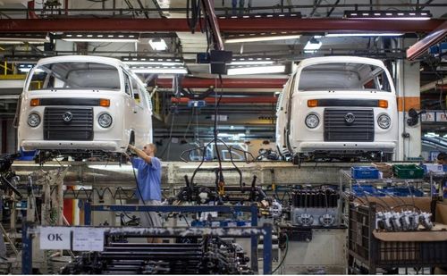 接地气型（适合大众消费）：