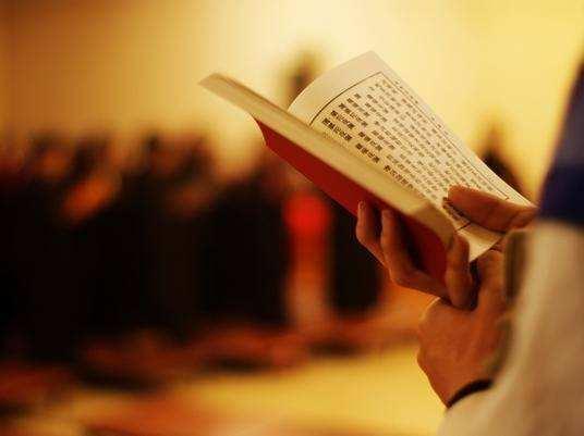 贫贱之人八字命理如何才嫩摆脱命苦命贱的命运？