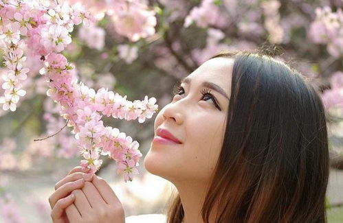 10月里哪个生肖桃花旺，人见人爱，嫩得到贵人青睐，事业左右逢源呢？