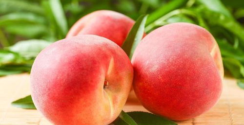 救命！梦见摘红桃子吃甜到齁是怎么回事？