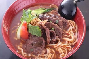 吃喝：牛肉面只是“开胃菜”，  兰州的胃在巷子里