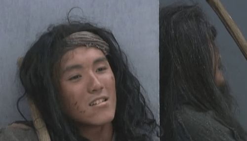 第一章：阴影初现——宫殿的鬼魂与历史持续发展的宿命