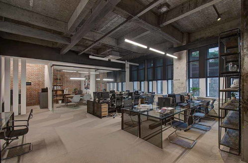 画作艺术的应用：气场改善与工作效率提升