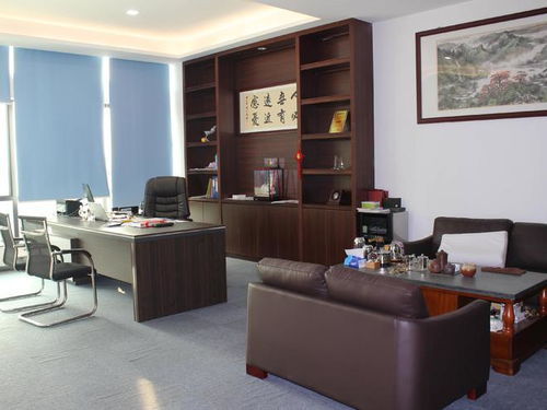 老板椅不能对着门？这是什么鬼逻辑