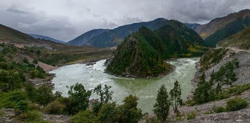 雅砻江大峡谷：感觉有点凶险