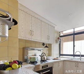 四、  方位选择、光影环境及色彩符号学的应用