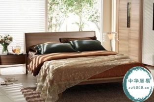 （四）床尾对衣柜与宜实不宜虚原则