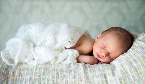 为啥非得纠结那个出生月份呢？