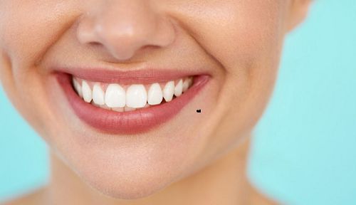 嘴角八字命运，嘴角上翘命运如何？