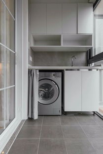 西边用黑色会克子女！