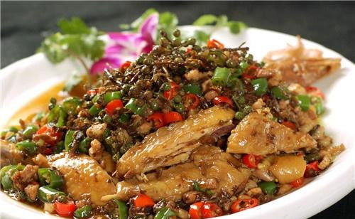 2. 花椒的味道：麻辣鲜香的冲击